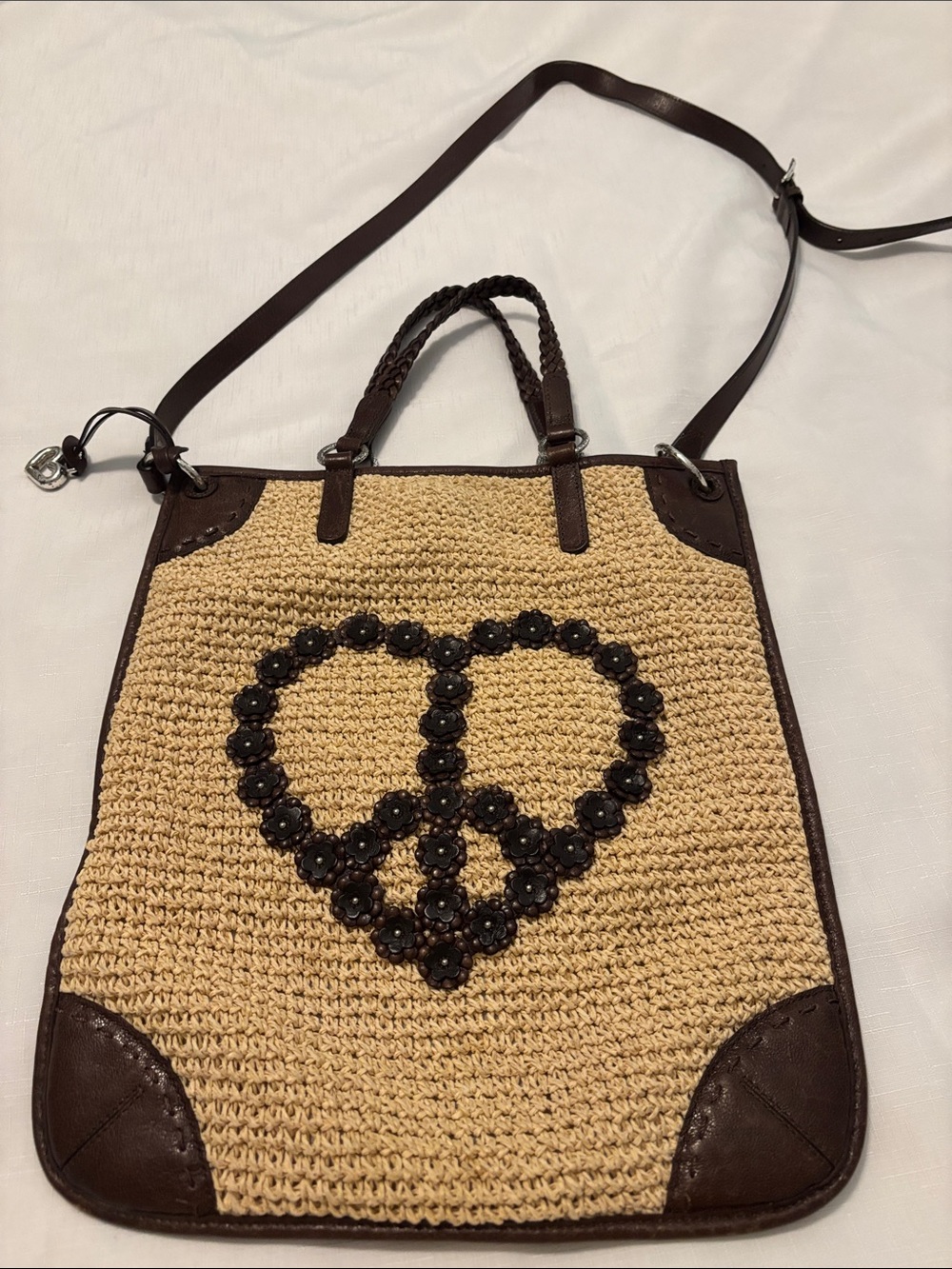 VTG Brighton Brown Raffia straw tote bag centered w/rosette peace sign heart